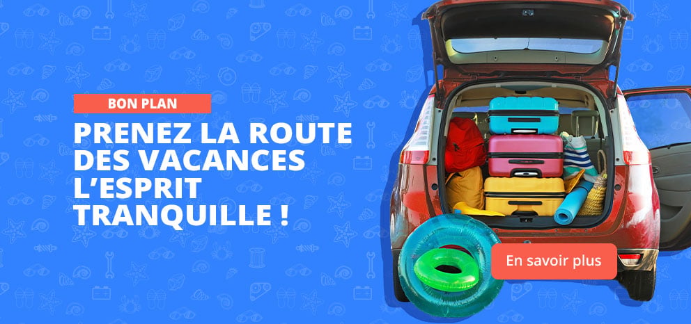 Bannière « Bon plan » : prenez la route des vacances l’esprit tranquille. Voiture chargée de valises et d’accessoires de voyage, prête pour le départ. Bouton « En savoir plus ».