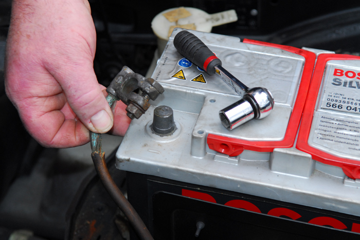 Quand et pourquoi changer un démarreur auto ? - Piecetec.com