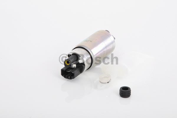 Pompe à carburant (Pompe à gasoil) BOSCH 0 986 580 822