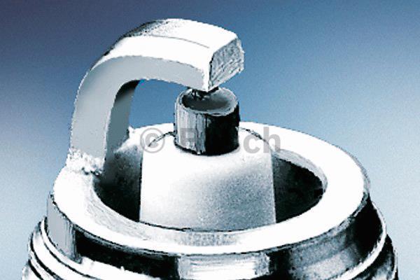 Bougie d'allumage BOSCH 0 242 240 516