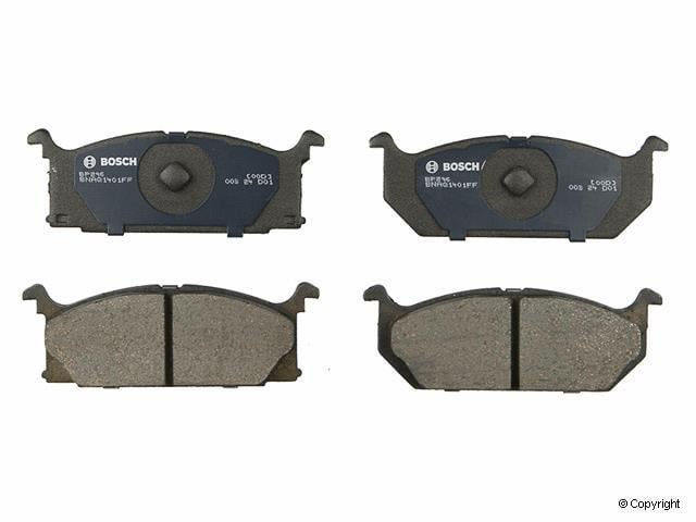 Jeu de 4 plaquettes de frein BOSCH 0 986 424 545 Jeu de 4 plaquettes de frein BOSCH 0 986 424 545