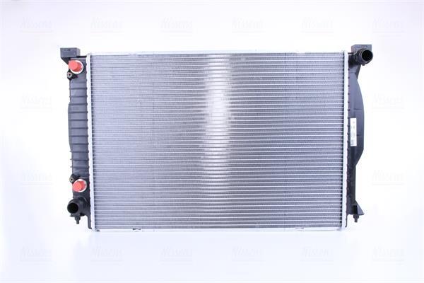 Radiateur moteur (Radiateur de refroidissement) NISSENS 60329