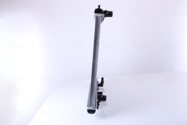 Radiador motor NISSENS 606216