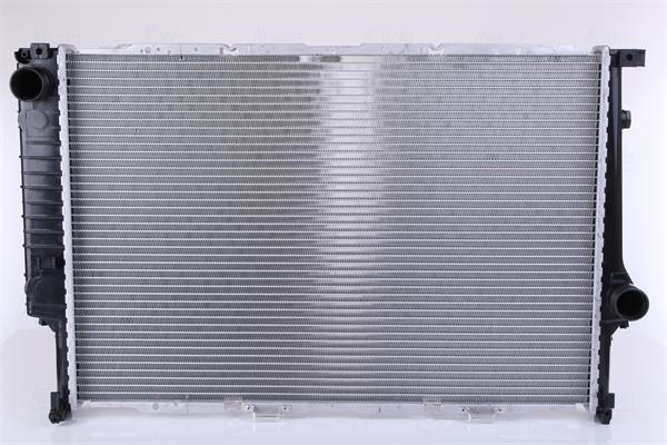 Radiador motor NISSENS 60622A