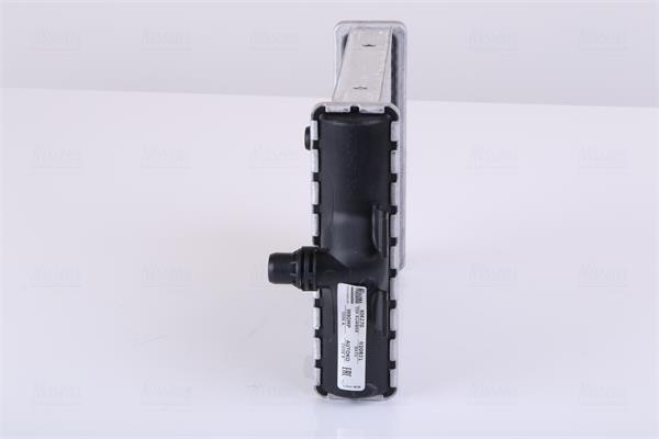 Radiador motor NISSENS ref. 606270