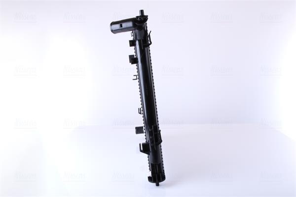 Radiador motor NISSENS 606605