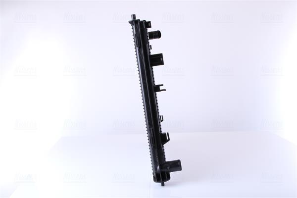 Radiador motor NISSENS 606605
