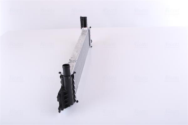 Radiateur moteur (Radiateur de refroidissement) NISSENS 606793