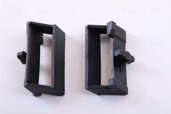 Radiateur moteur (Radiateur de refroidissement) NISSENS 60743A