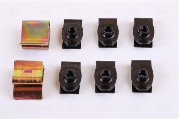 Radiateur moteur (Radiateur de refroidissement) NISSENS 60984