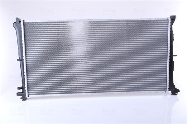 Radiador motor NISSENS 61018A