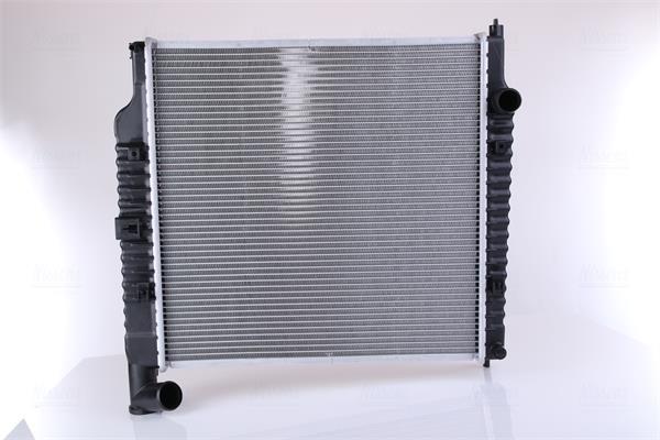Radiateur moteur (Radiateur de refroidissement) NISSENS ref. 61021A