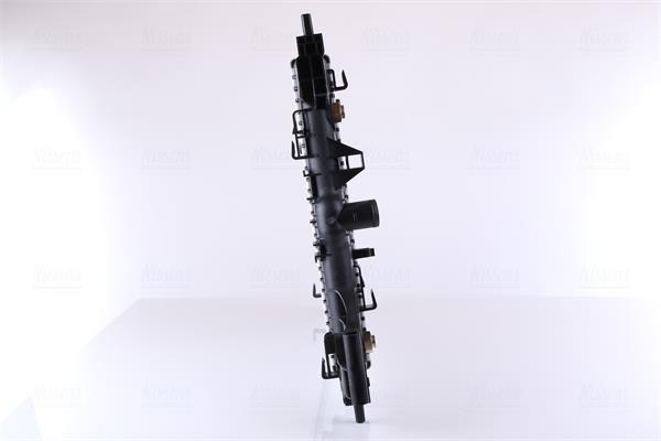 Radiador motor NISSENS 61677