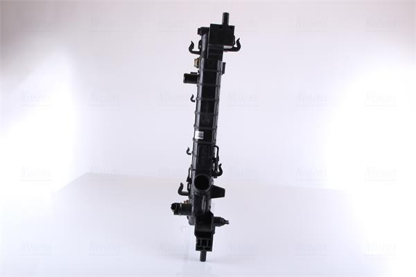 Radiateur moteur (Radiateur de refroidissement) NISSENS 61696