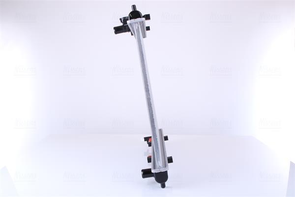 Radiateur moteur (Radiateur de refroidissement) NISSENS ref. 617402