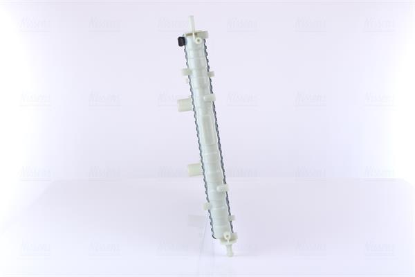 Radiateur moteur (Radiateur de refroidissement) NISSENS 617878