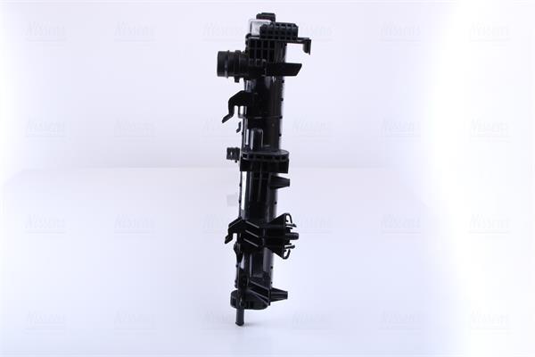 Radiador motor NISSENS 617879