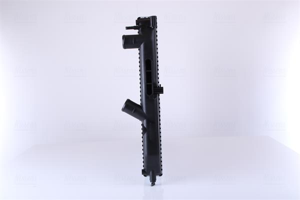 Radiateur moteur (Radiateur de refroidissement) NISSENS 61975