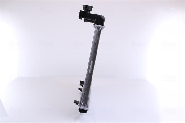 Radiateur moteur (Radiateur de refroidissement) NISSENS 62421