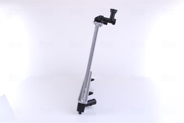 Radiateur moteur (Radiateur de refroidissement) NISSENS ref. 62466A