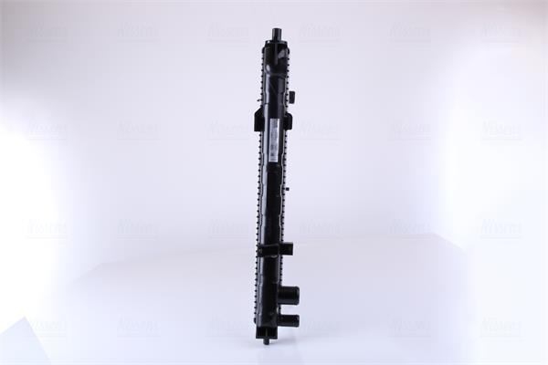 Radiateur moteur (Radiateur de refroidissement) NISSENS 62468