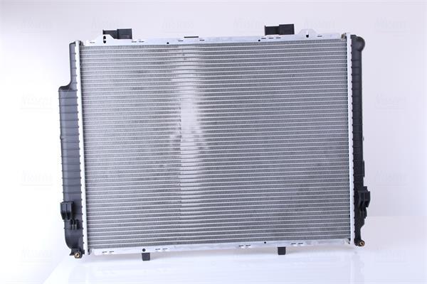 Radiador motor NISSENS ref. 62598A
