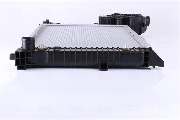 Radiateur moteur (Radiateur de refroidissement) NISSENS 62686A