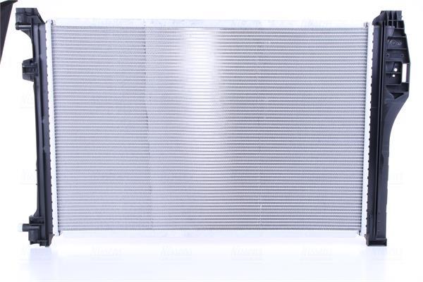 Radiador motor NISSENS ref. 627044