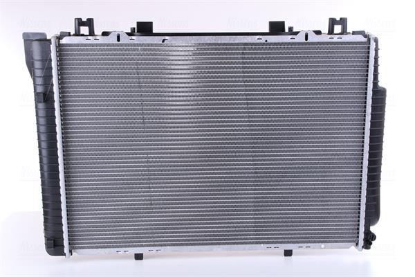 Radiateur moteur (Radiateur de refroidissement) NISSENS ref. 62713A