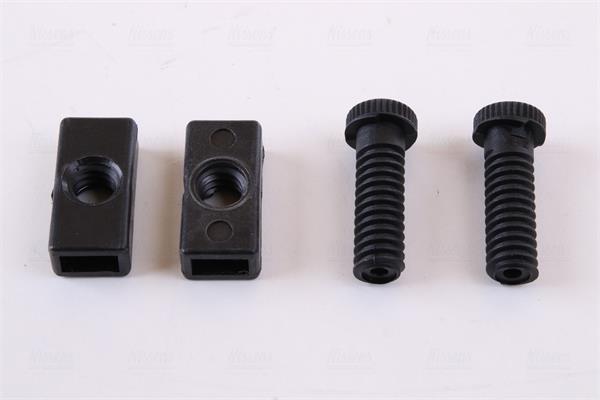 Radiateur moteur (Radiateur de refroidissement) NISSENS ref. 62713A