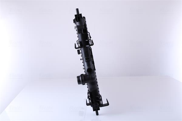 Radiador motor NISSENS ref. 630726