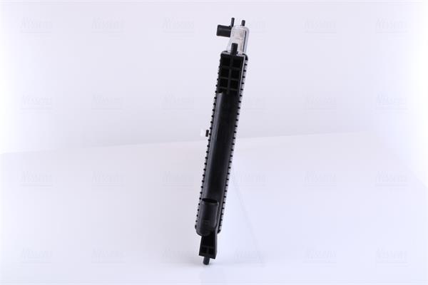 Radiateur moteur (Radiateur de refroidissement) NISSENS 630749