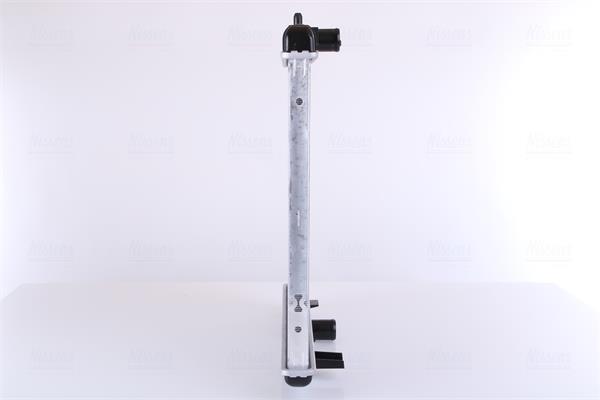 Radiateur moteur (Radiateur de refroidissement) NISSENS 636028