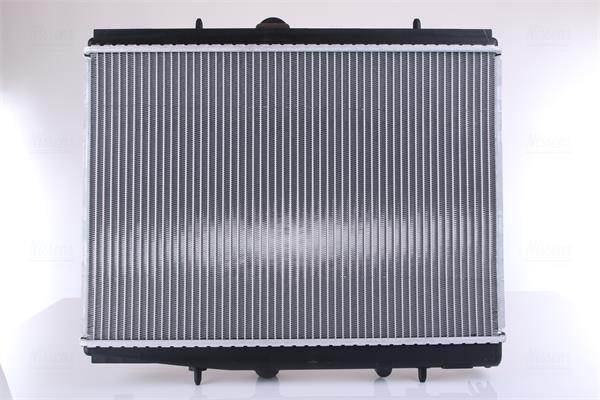Radiador motor NISSENS 63704A