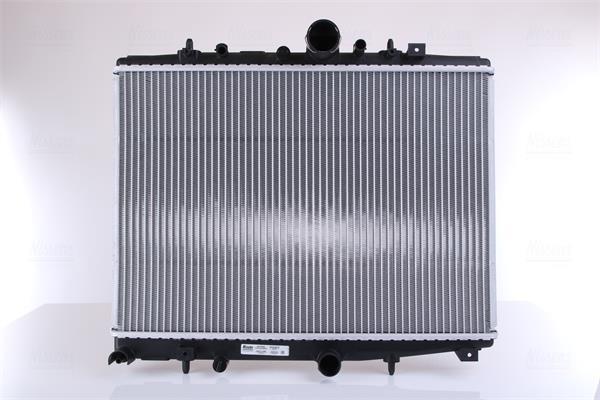 Radiador motor NISSENS 63704A