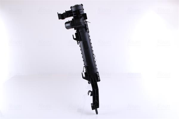Radiateur moteur (Radiateur de refroidissement) NISSENS 637603
