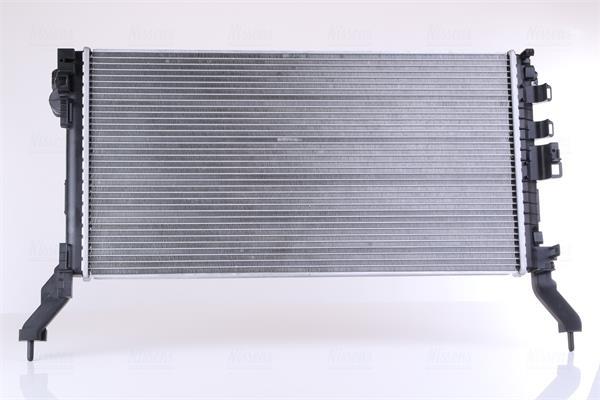 Radiador motor NISSENS 637619