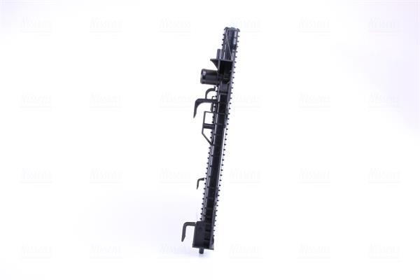 Radiateur moteur (Radiateur de refroidissement) NISSENS 637659