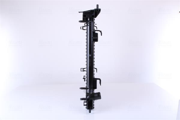 Radiateur moteur (Radiateur de refroidissement) NISSENS 637664