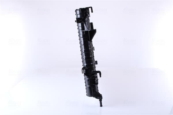 Radiateur moteur (Radiateur de refroidissement) NISSENS 637666