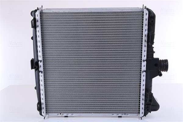 Radiateur moteur (Radiateur de refroidissement) NISSENS 637774