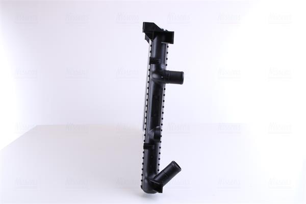 Radiateur moteur (Radiateur de refroidissement) NISSENS ref. 63824A