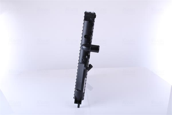 Radiateur moteur (Radiateur de refroidissement) NISSENS 63878