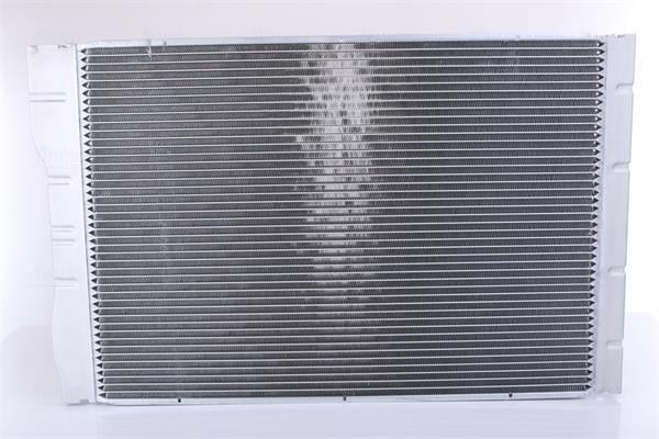 Radiateur moteur (Radiateur de refroidissement) NISSENS ref. 63881