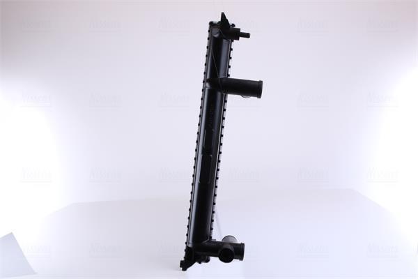 Radiador motor NISSENS ref. 63935A