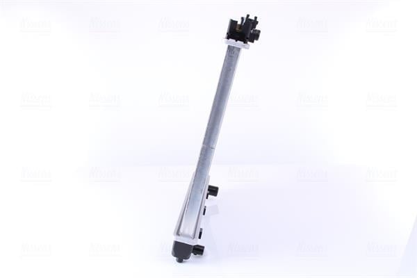 Radiateur moteur (Radiateur de refroidissement) NISSENS 641753