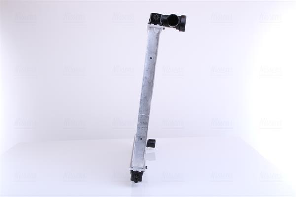 Radiateur moteur (Radiateur de refroidissement) NISSENS 64179