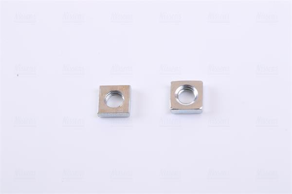 Radiateur moteur (Radiateur de refroidissement) NISSENS 64679A