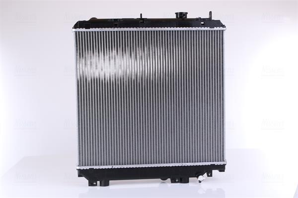 Radiador, refrigeración del motor NISSENS ref. 646929