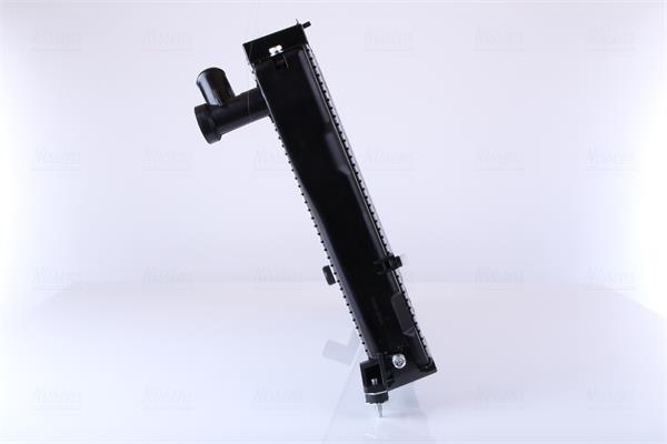 Radiador motor NISSENS 64737